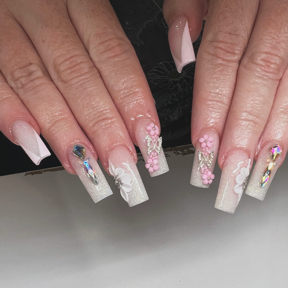 XL Acrylic Full Set at Nailedbysammi in Marysville, CA