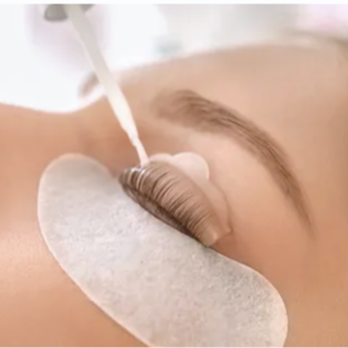 The Lash Lift at Luscious Lashes and Pore Decisions in La Quinta, CA