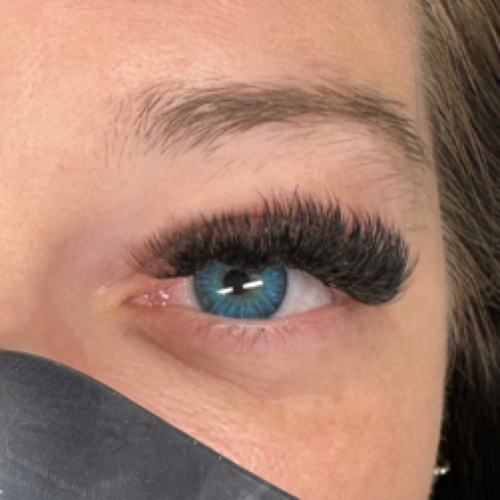 Volume Full Set at P31Lashes in Springtown, TX