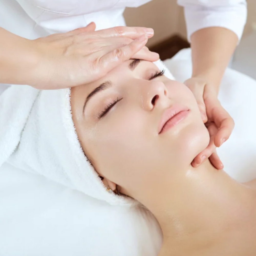 New Client Classic Custom Facial at Esthetics With Candise in Omaha, NE