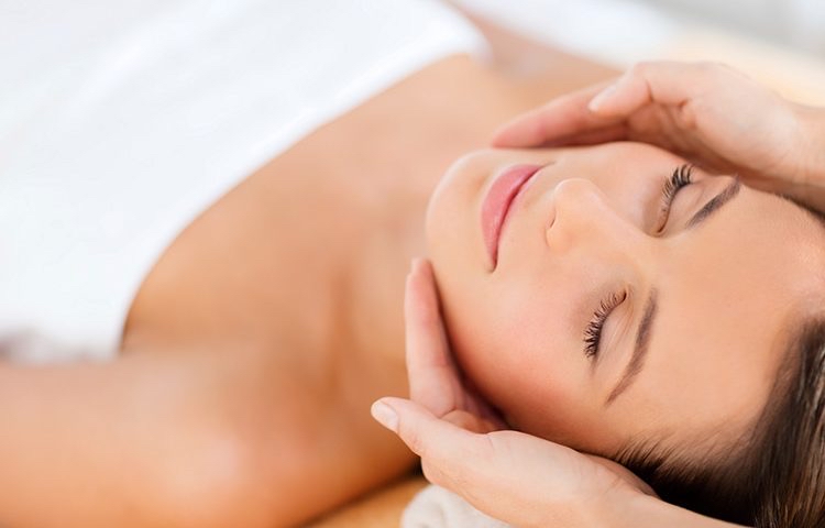 Lyohatic  drainage Facial