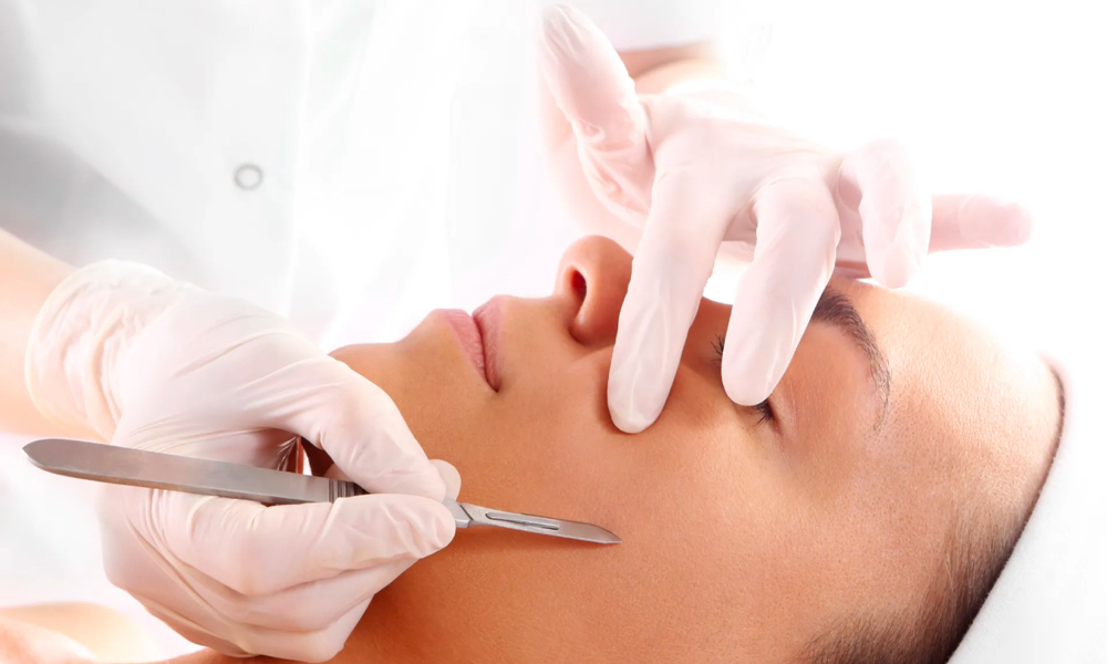 Dermaplaning Facial