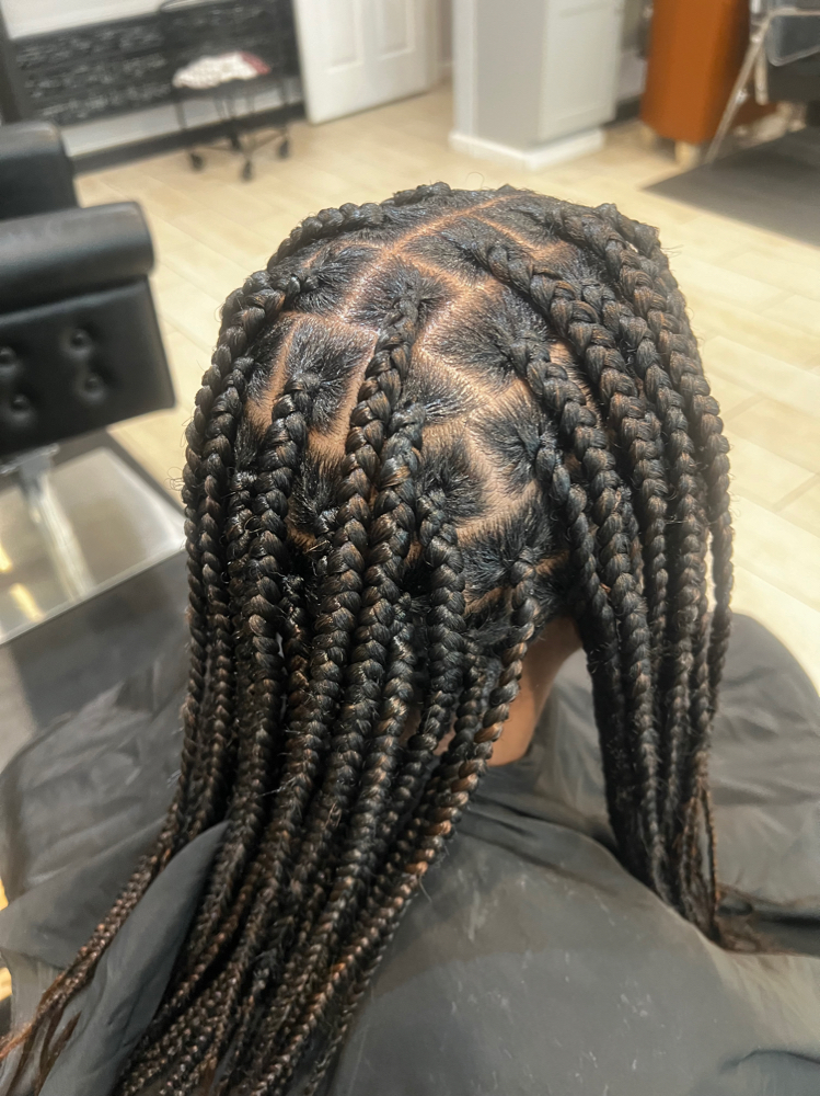 Medium Knotless