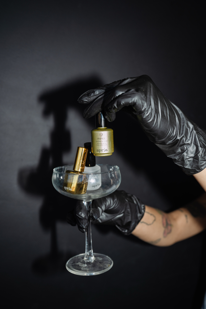 Structured gel overlay