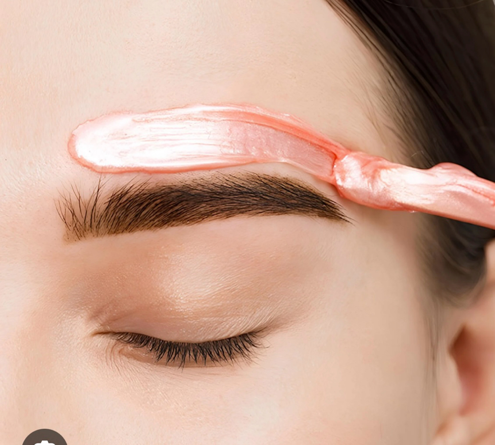 Eyebrow Wax