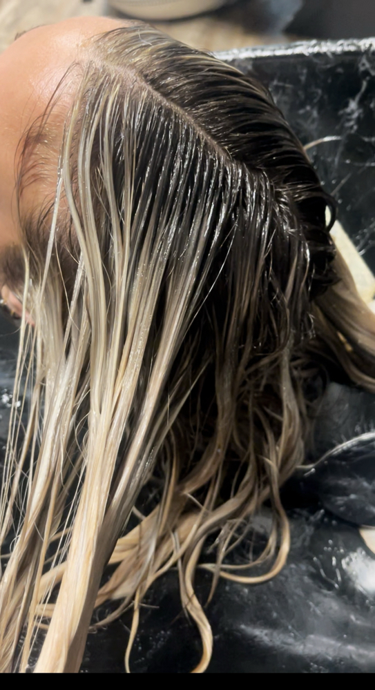 Rootmelt/ Reverse Balayage