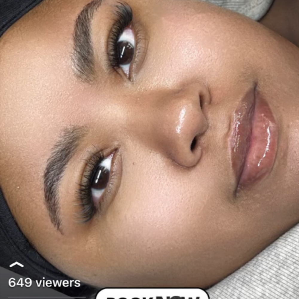 Natural Lash Clusters at Radiant Eyes & Aesthetics in Petal, MS