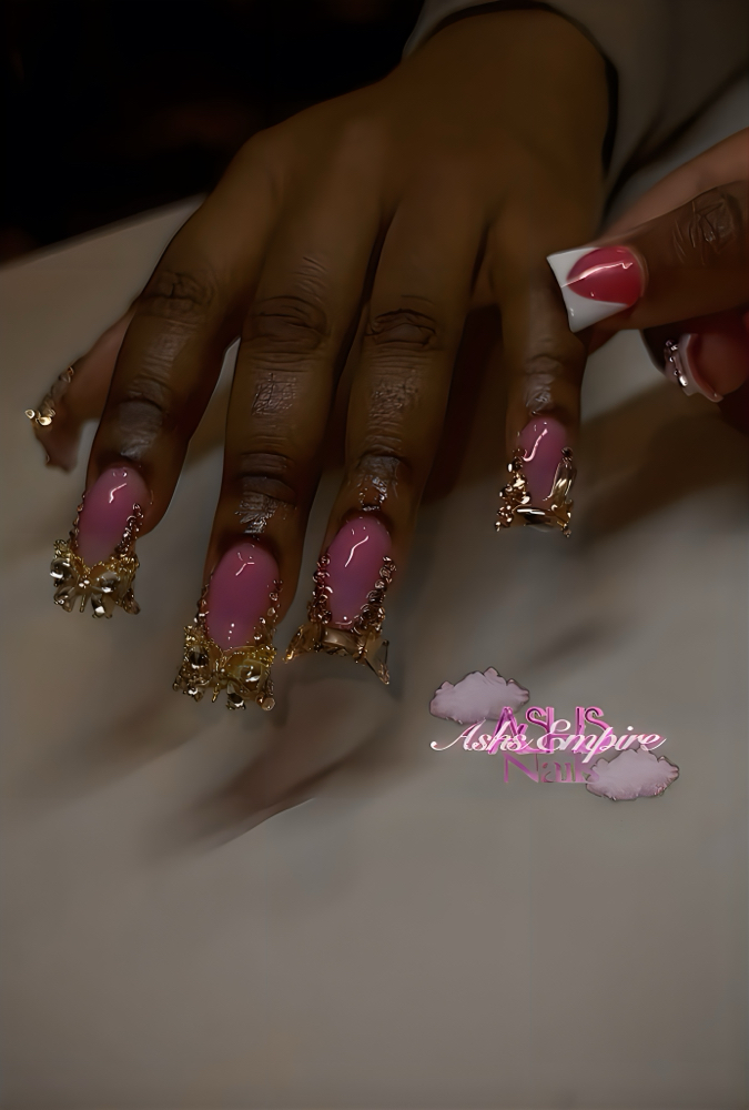 Ashs Duck Everday Nail Services