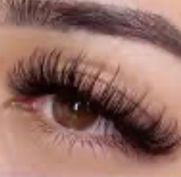 Clustered Lashes