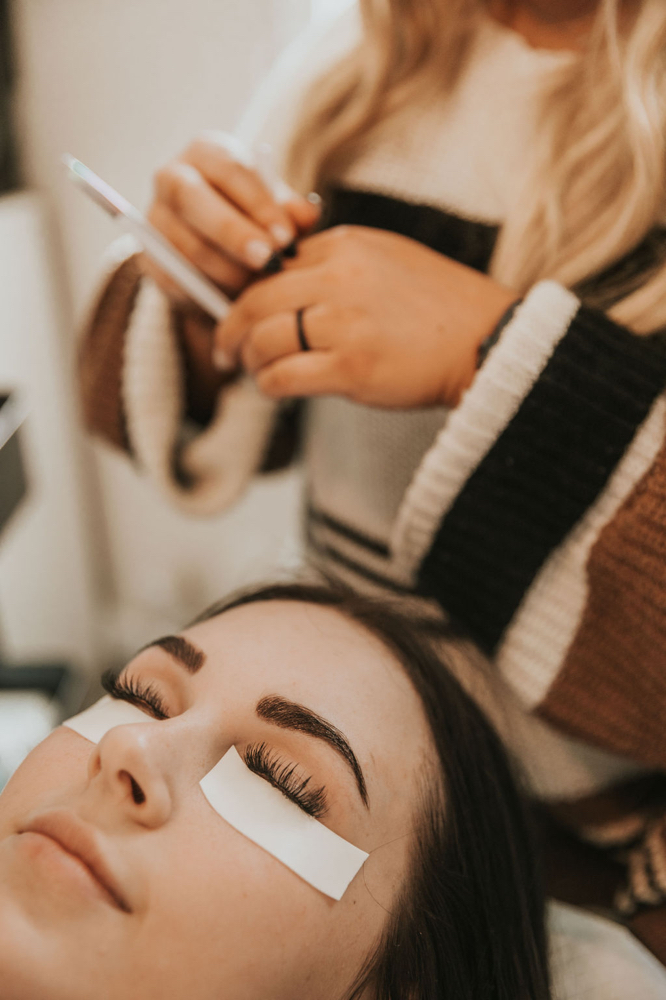 Lash Removal