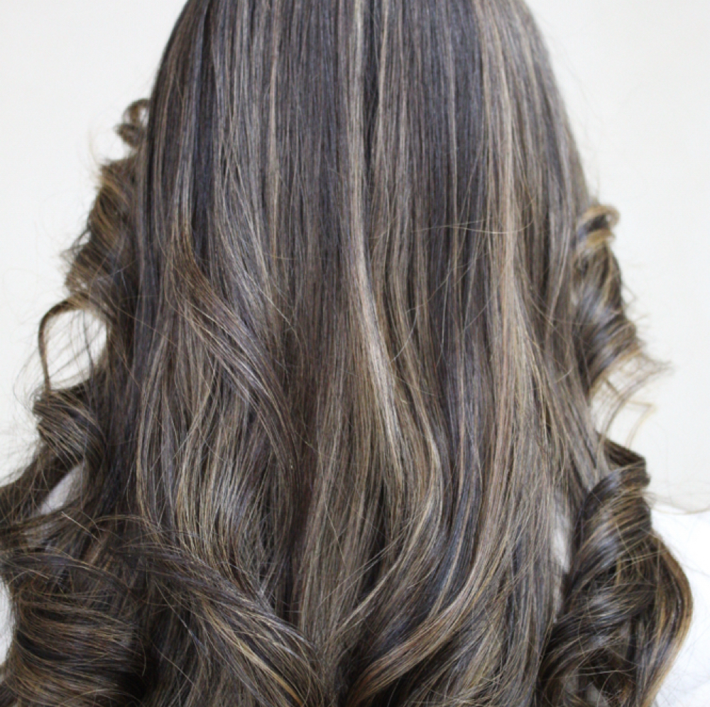 Boxdye Blonding at Blonded by Kayla in Oxnard, CA