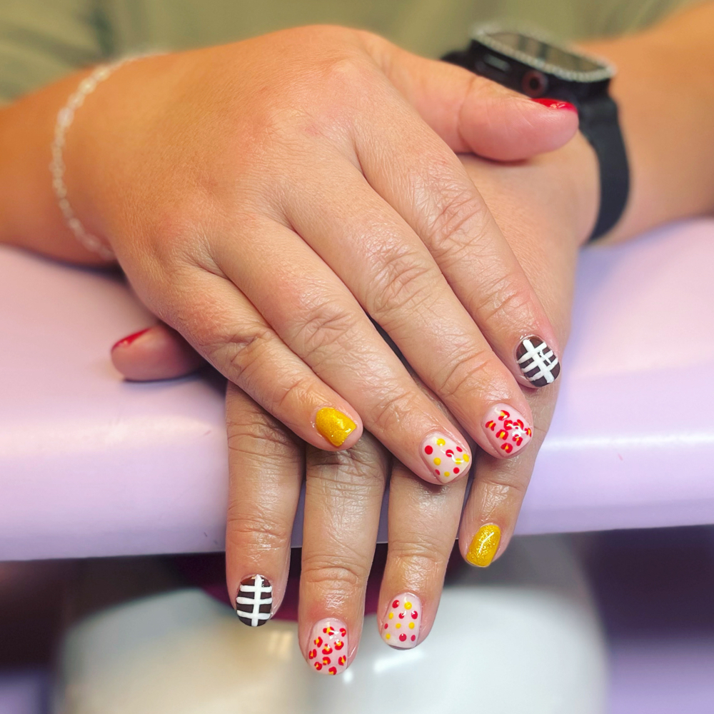 Structure Gel Overlay Manicure