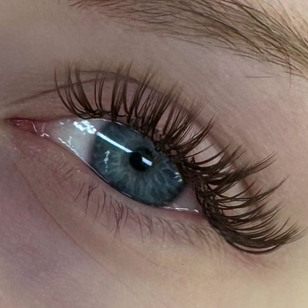 Wet Set Fill at Six Figure Beauty in Fort Worth, TX