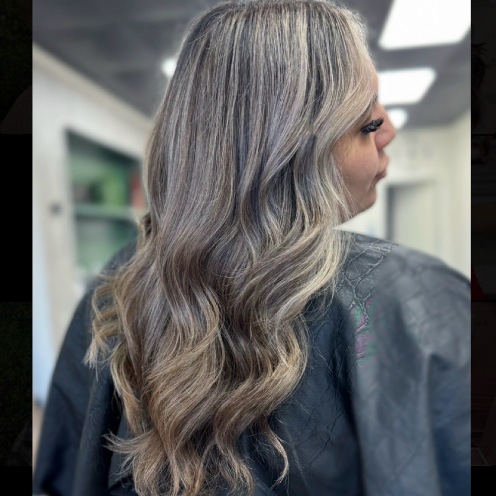 Signature Blonde at Diosa Co. in Oklahoma City, OK