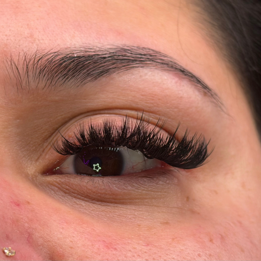 Wispy Volume Set at Ethereal Esthetics in Depew, NY