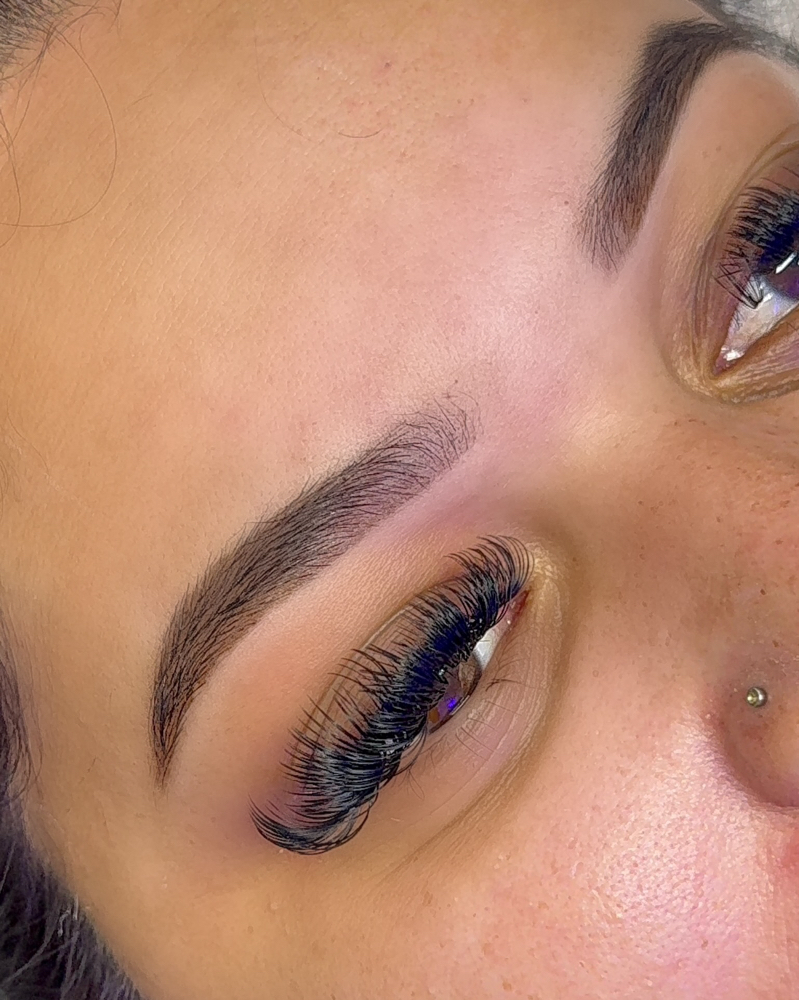 Eyebrow Wax & Tint