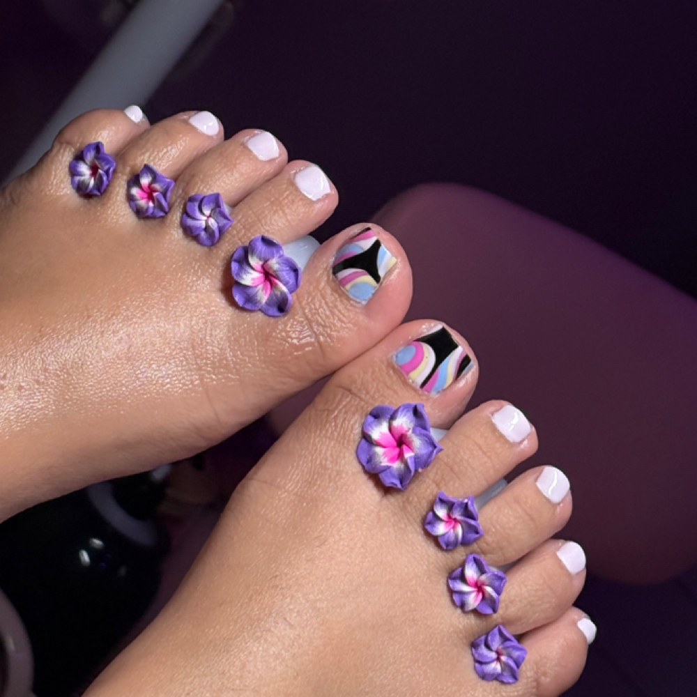 Deluxe Pedi at Stefanie Escobar in Fort Washington, MD