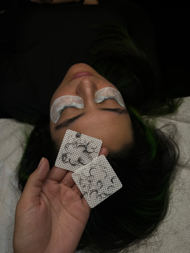 Lash Removal