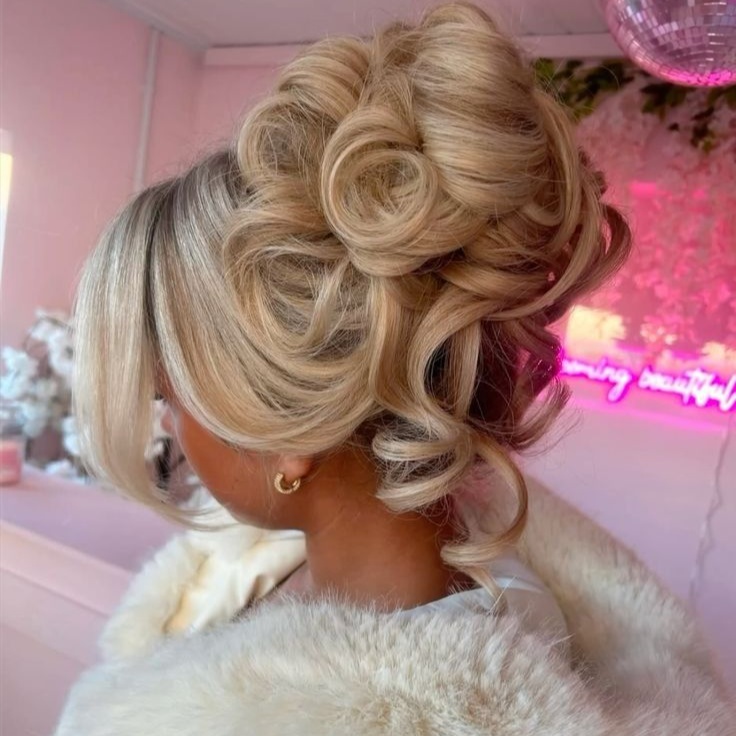 Updo at Pretty 2 Gorgeous in Sherman Oaks, CA
