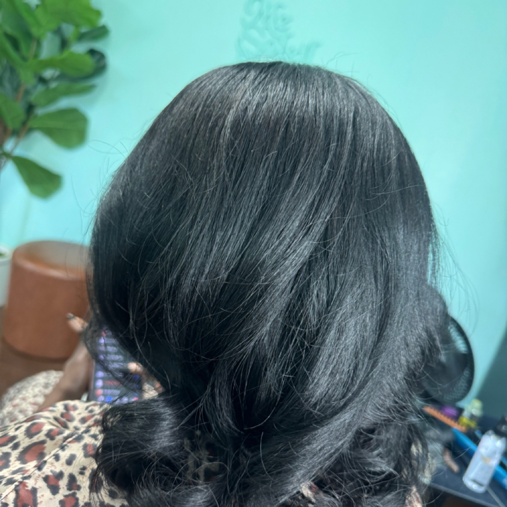 Root Refresh Add-On at Me Soleil Salon in Grand Bay, AL