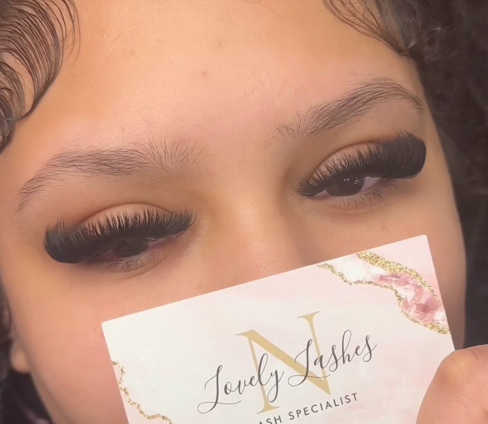 VOLUME FULL SET at Lovely Lashes in Bloomington, IL