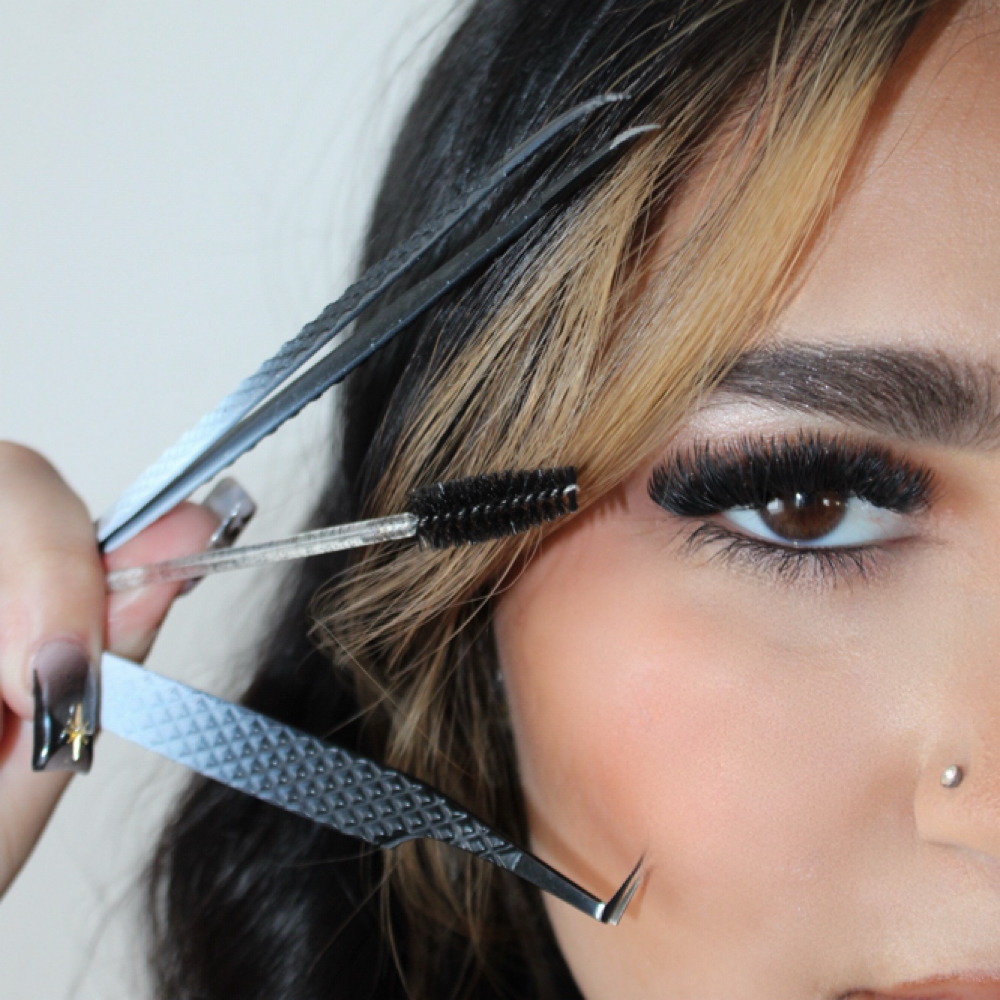 Lash Removal at ICON LASH & WAX in Fargo, ND