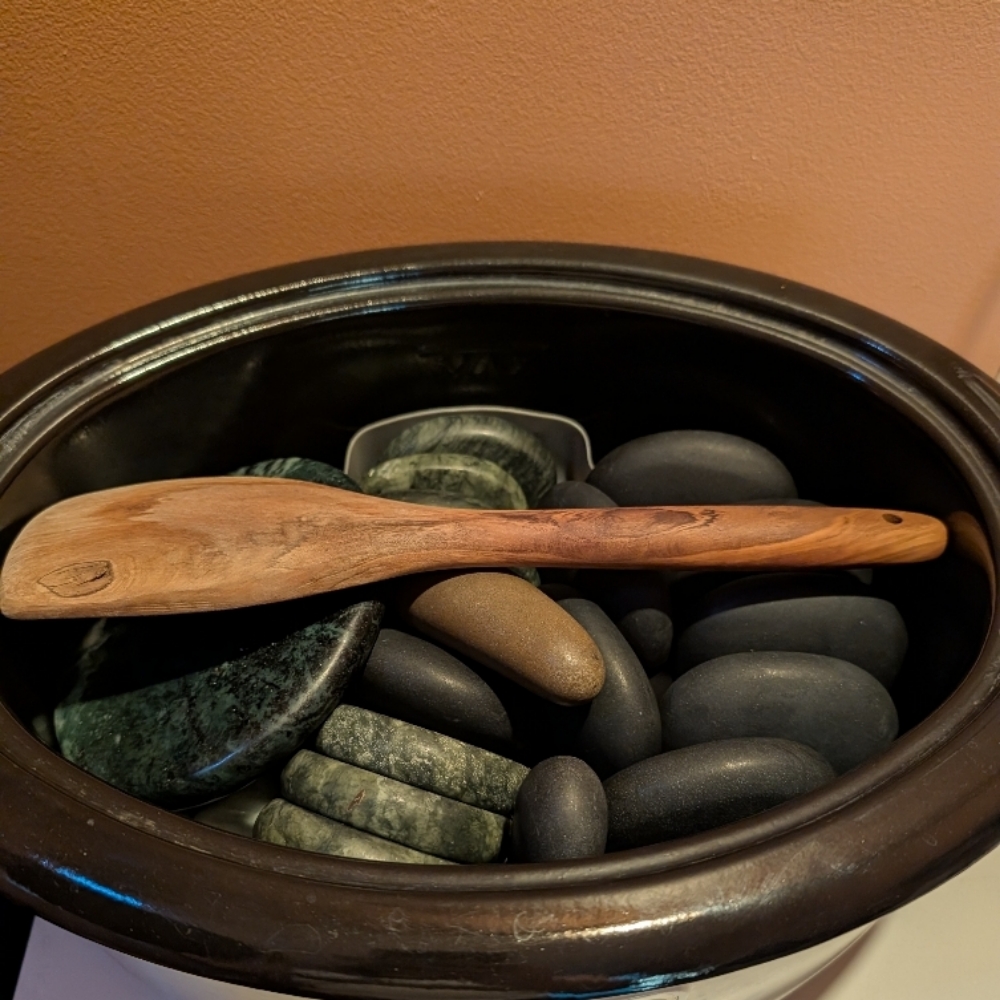 Hot Stones at Dynamic Body Mechanic in Burbank, CA