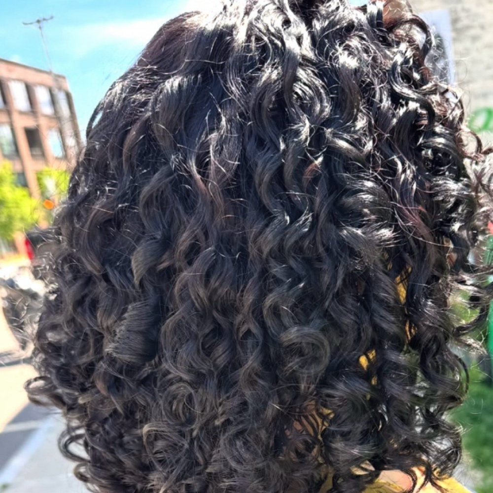 Rëzo Curly Cut 🌀✨ at Golden Curls in Newburgh, NY