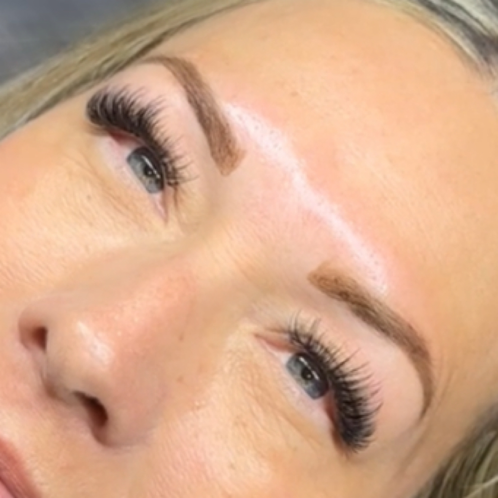 Brow Wax & Tint at Luminous Beauty in Tehachapi, CA