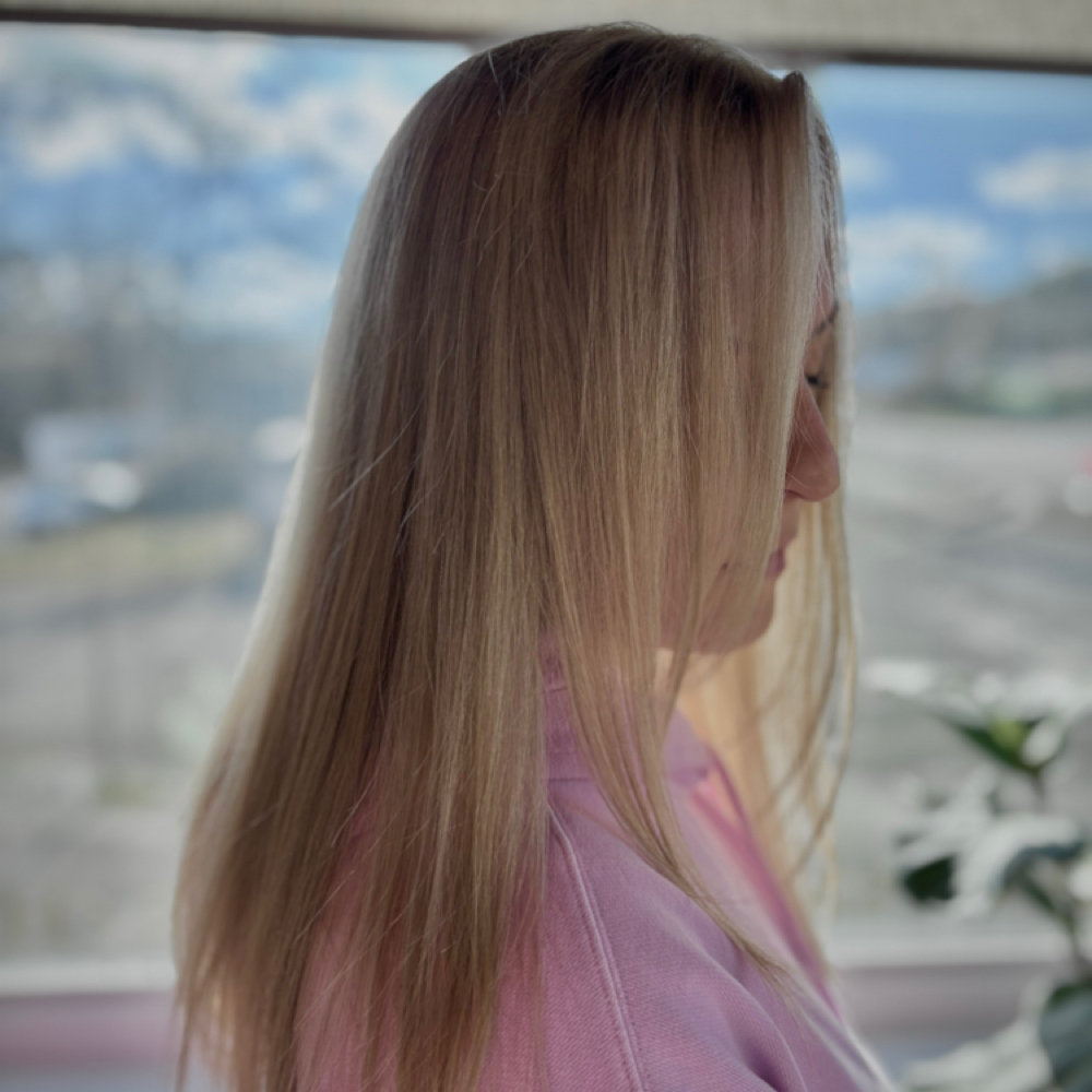 Full Head Highlight at Velvet Edge Hair Spa in Red Bank, TN