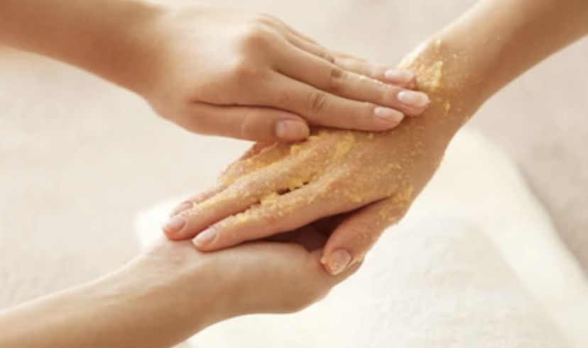 Exfoliating Hand Treatment