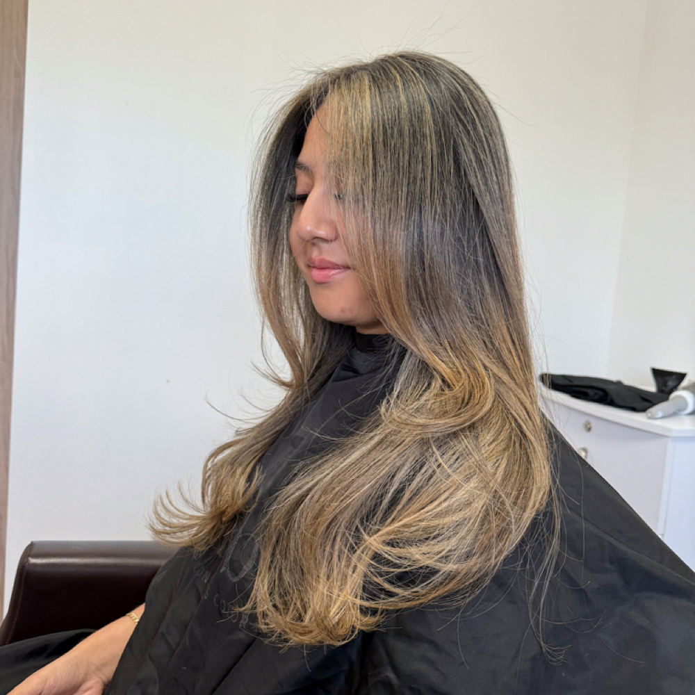 Mini Blonde Refresh at madblends in Cranston, RI