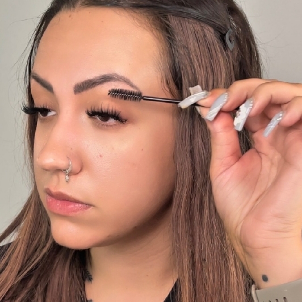 Mimics Full Set at The Lash Standard in West Allis, WI