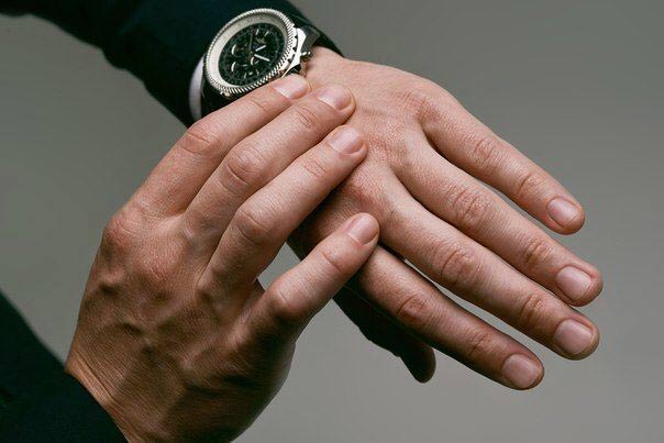 Gentlemans Classic Manicure