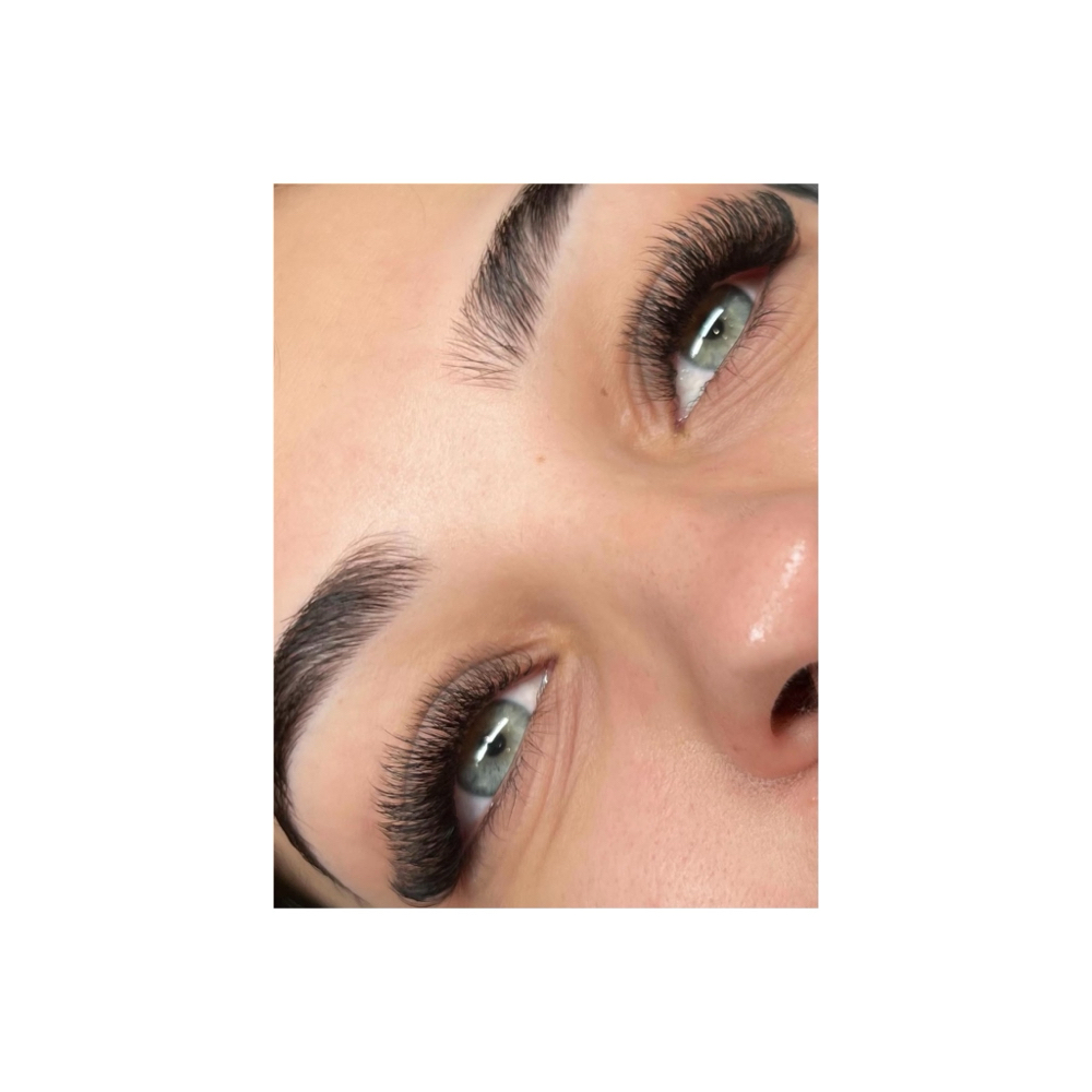 Volume Full Set at Baystate Lashes in Woburn, MA