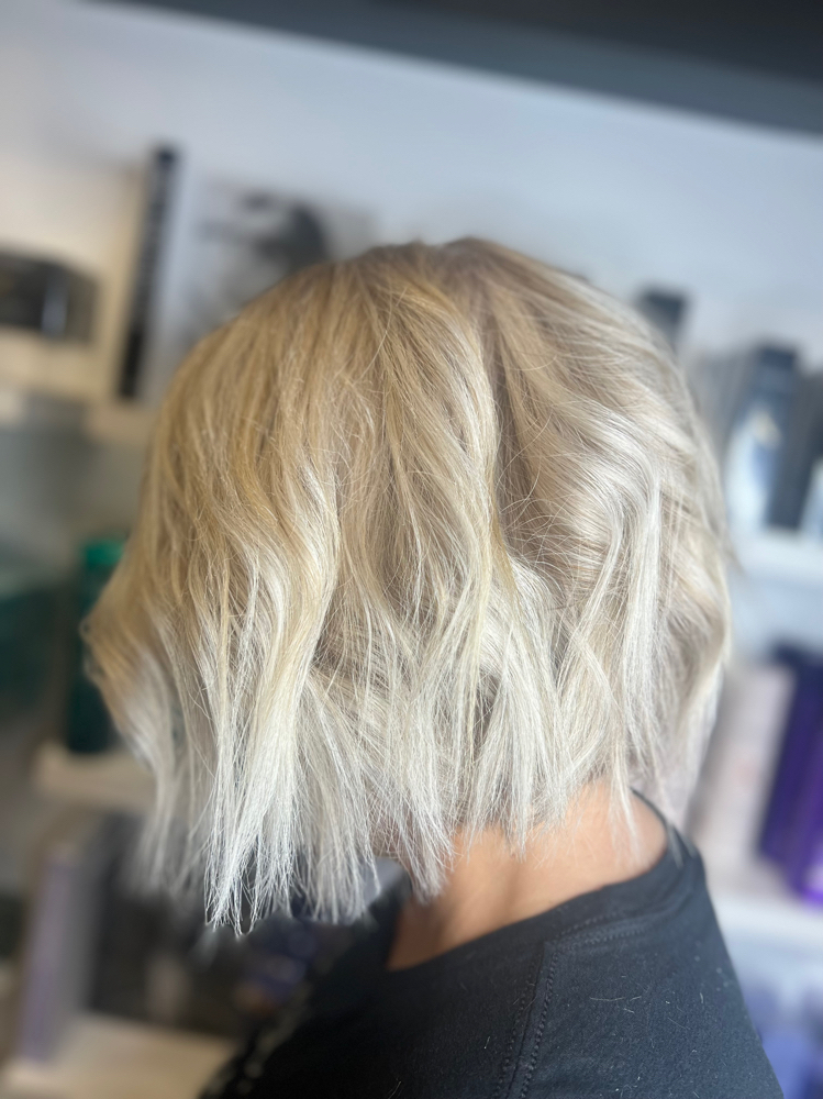 Womens haircut