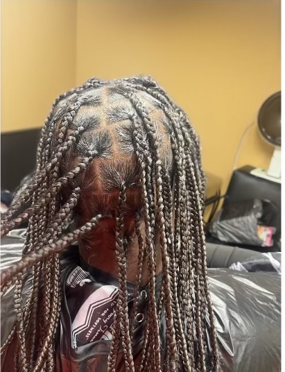 Medium knotless