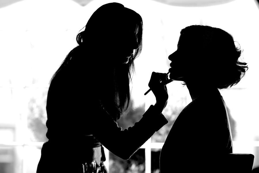 MAKEUP APPLICATION