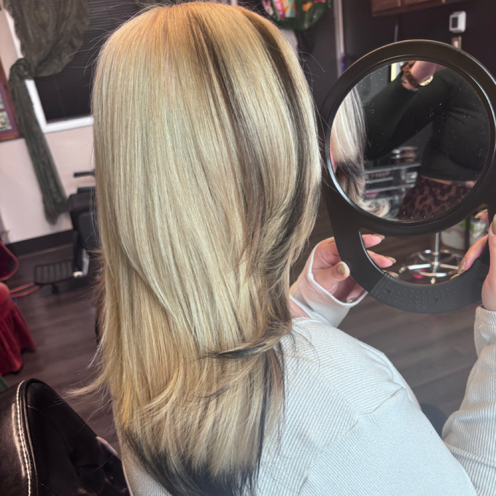 Halo Highlight at Mane Apothecary LLC in Carmel, IN