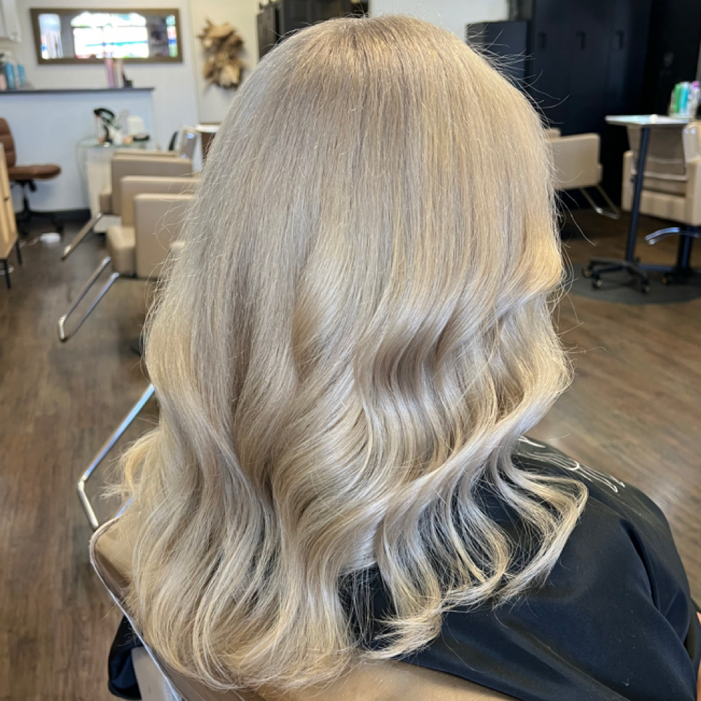 Bleach Retouch & Tone 🤍 at Eye_Canddyy in Apple Valley, CA