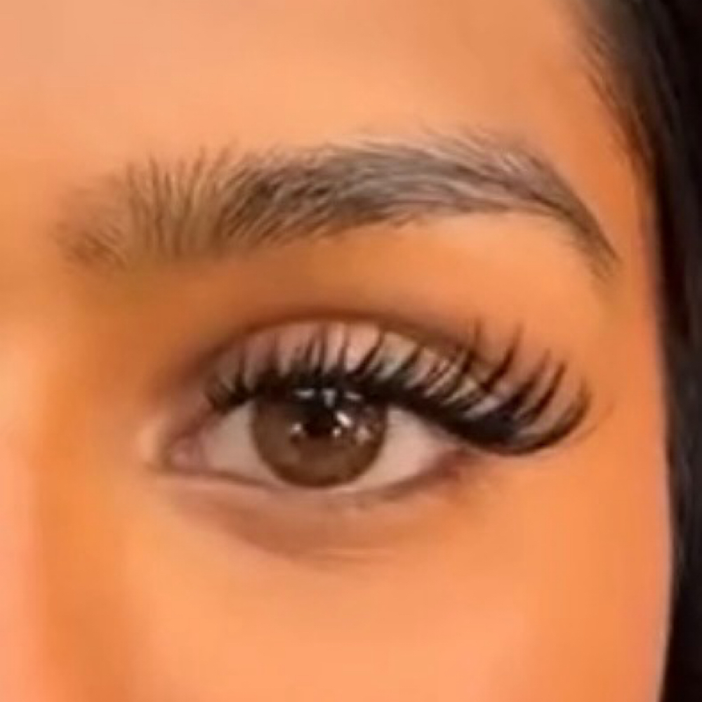 WET SET FULL at The Lash & Beauty Lounge LLC in Pearland, TX