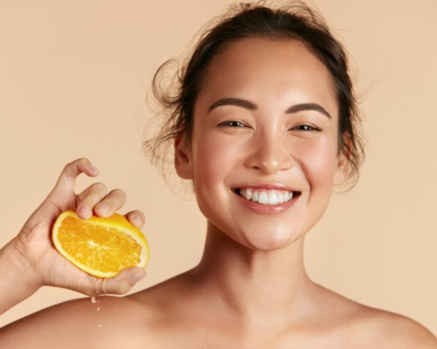 VITAMIN C GLO2 BRIGHTENING FACIAL!