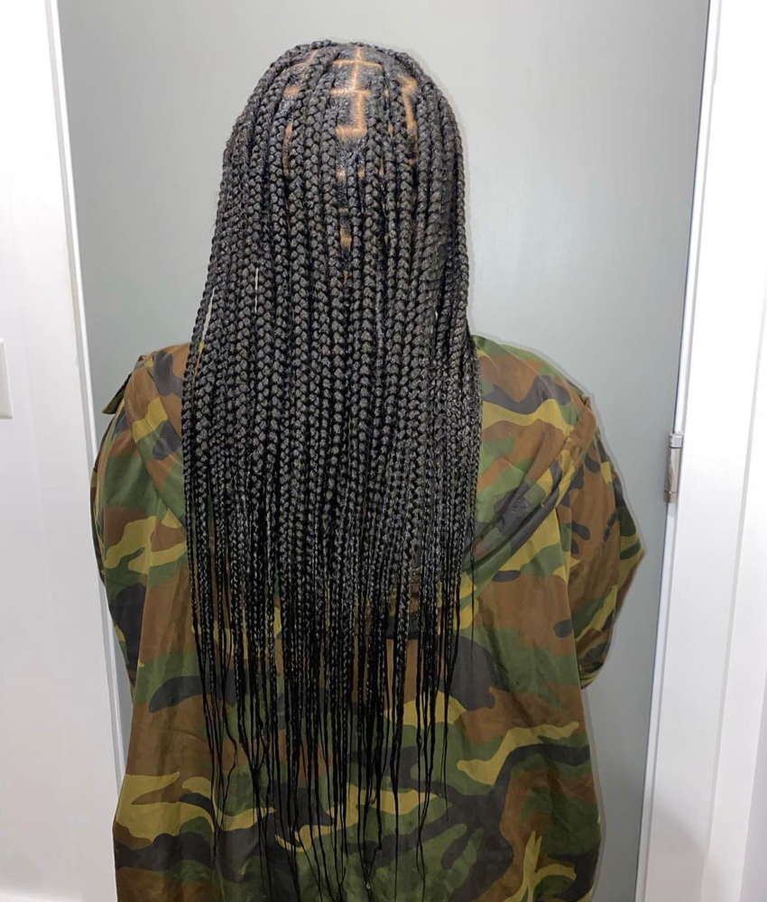 Medium Knotless Braids