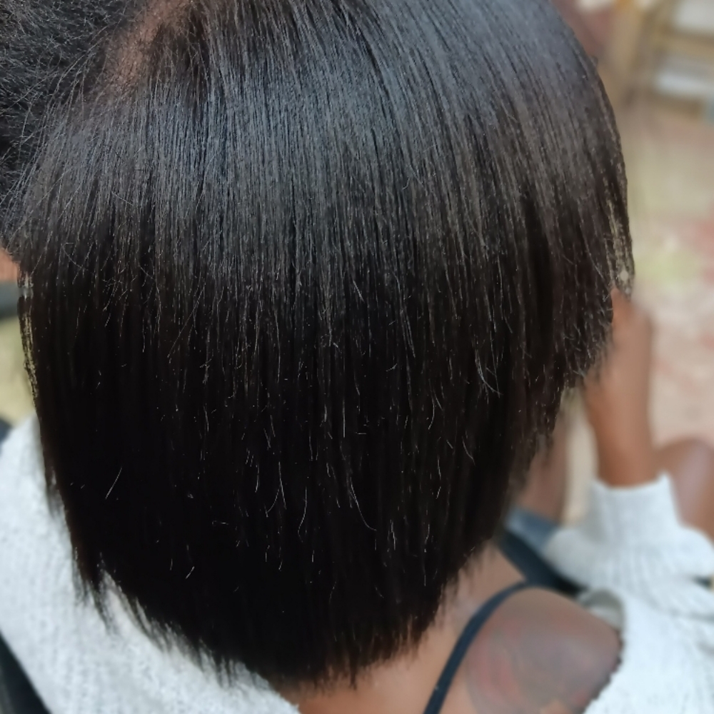 Trim (Split Ends) at Amazing Kinkz in Detroit, MI