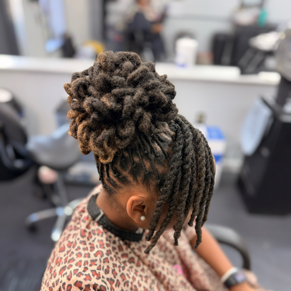 Advanced Loc Style Add-On at One Touch Beauty in Union city, TN