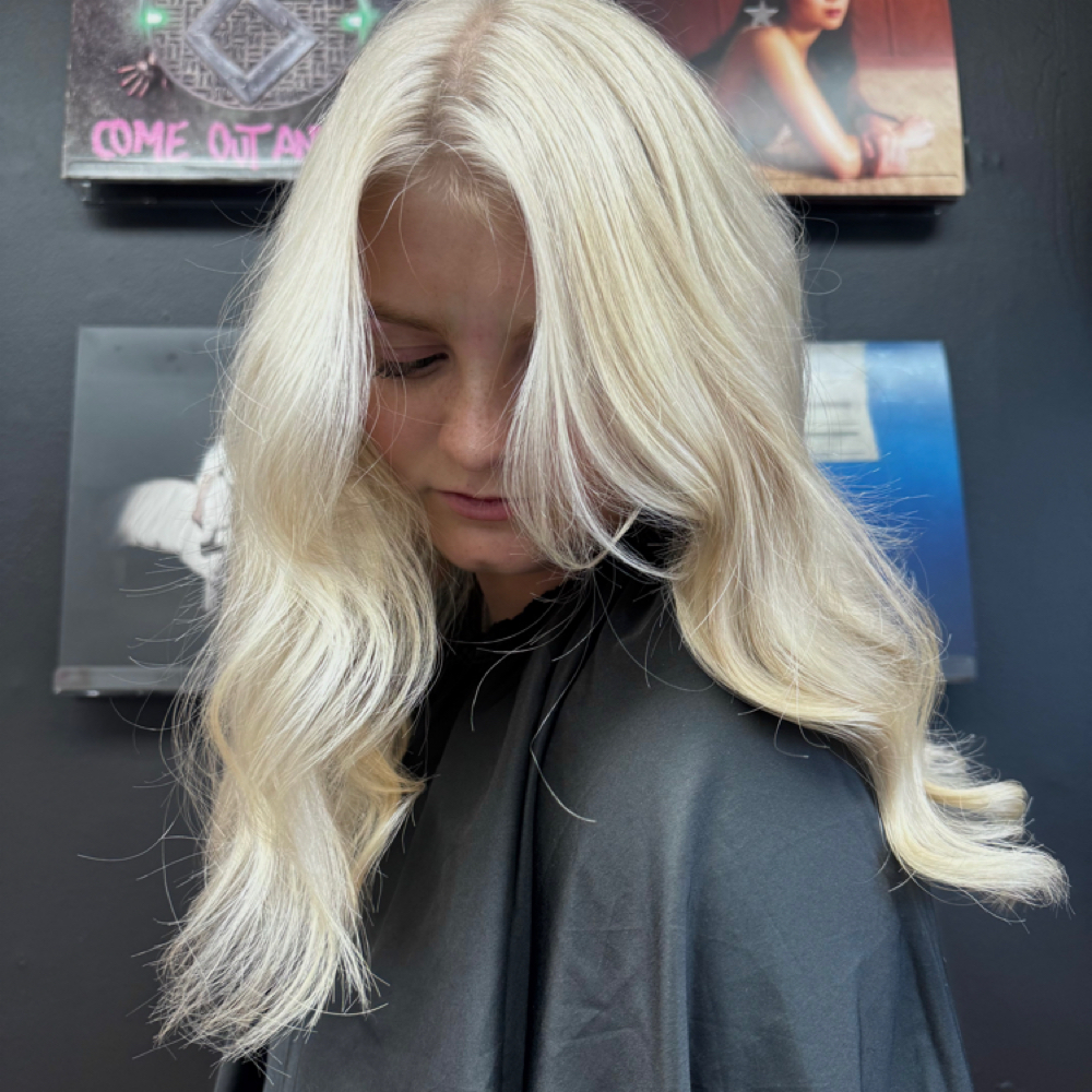 balayage/ highlights at DyeHardHairbyCourtney in lacrosse, WI