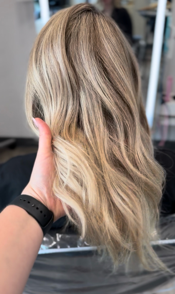 Retouch Balayage, Cut & Style