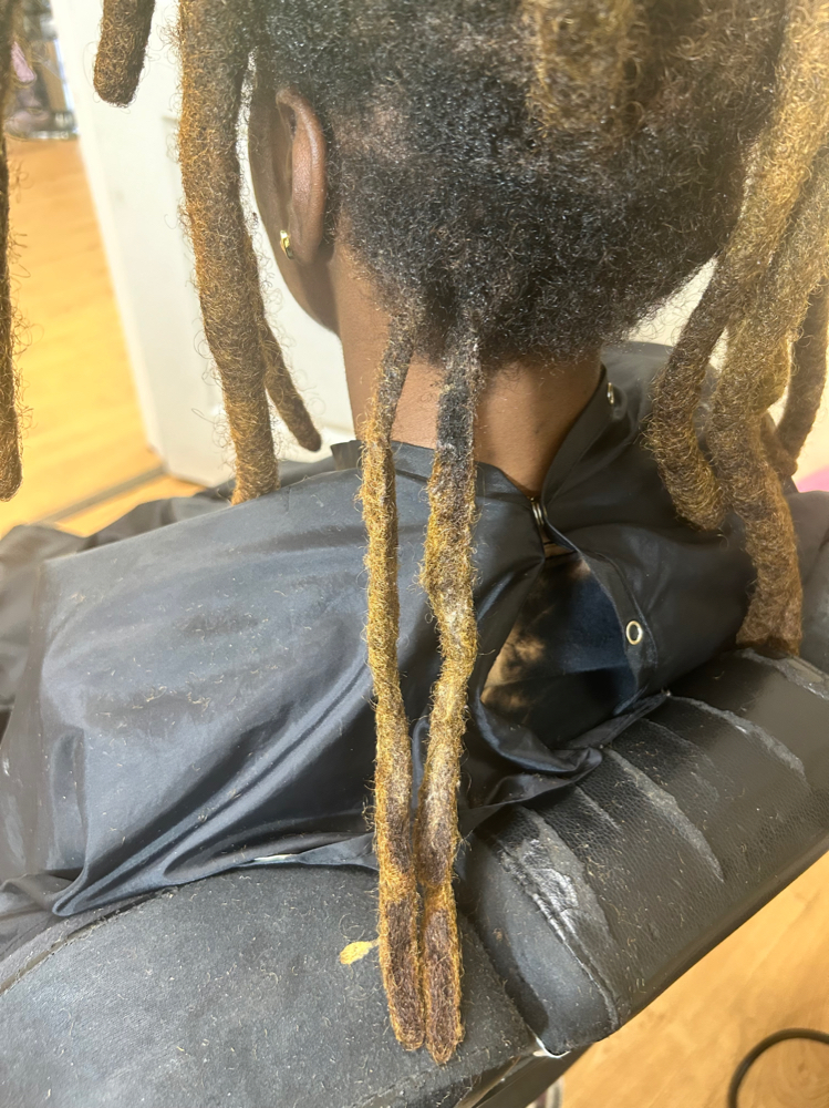Splitting Wicks at BeautyTurnsHeads in Portsmouth, VA