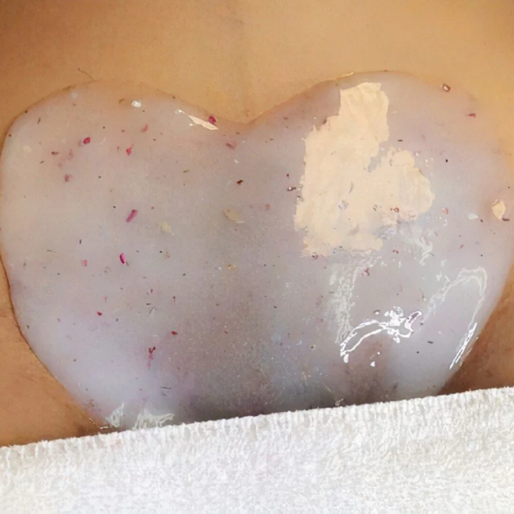 Hydrating Jelly Mask at Luxxe Waxing Studio in Martinsville, VA