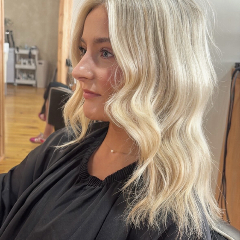 Women Cut & Style at Salty Mane Beauty Bar in Marianna, FL